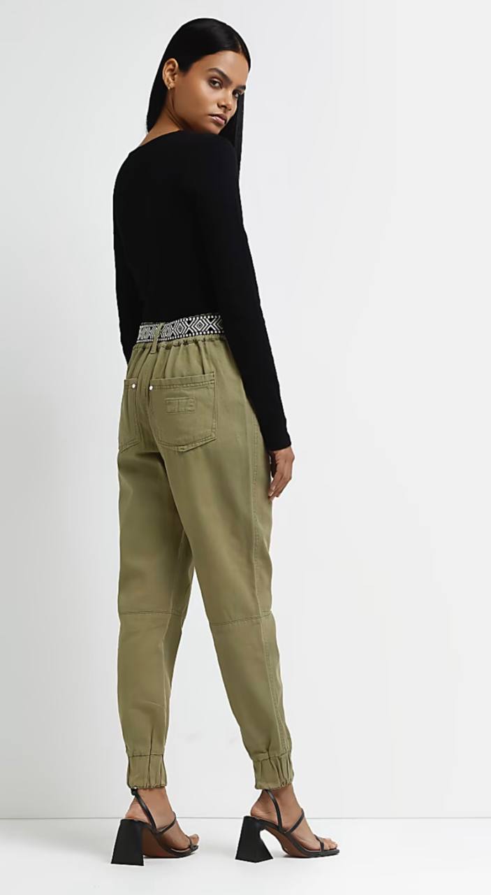 Pantaloni jogger khaki cu curea