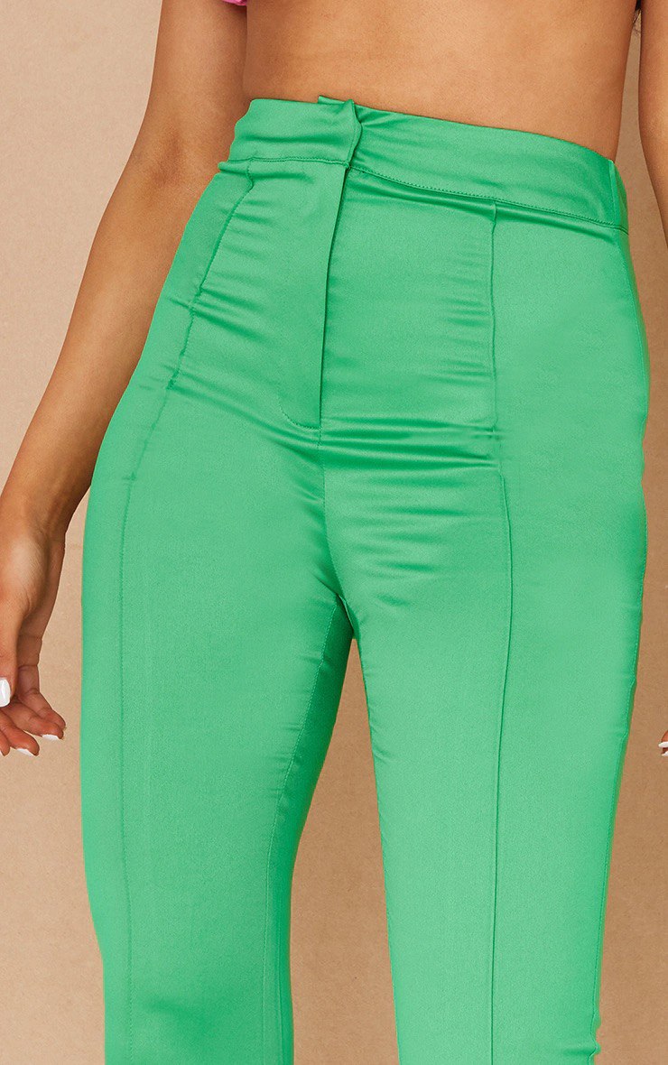 Pantaloni din satin