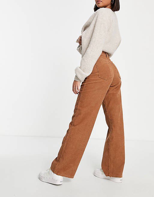 Pantaloni de velur