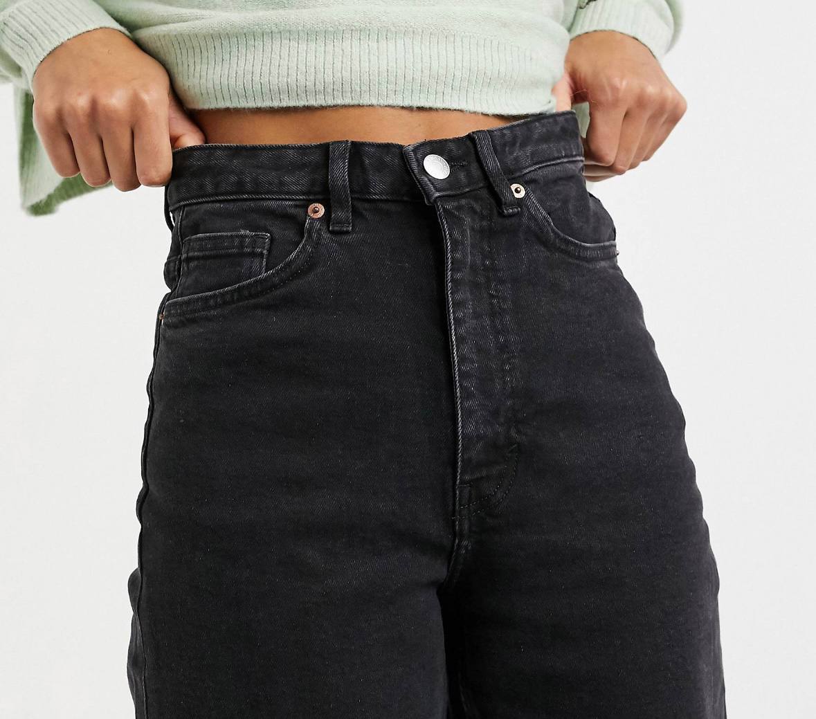 Jeans drepti cu talie inalta