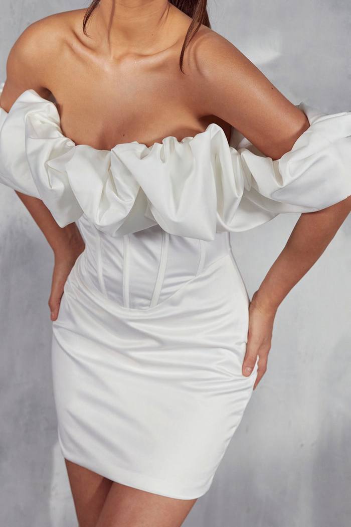 Rochie mini cu corset bodycon